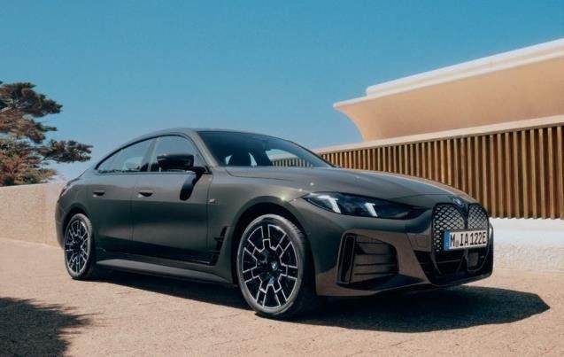 BMW i4